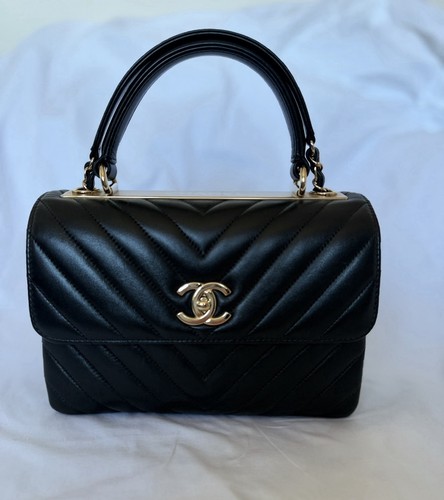 CHANEL Trendy CC Top Handle/Crossbody Bag Black Leather