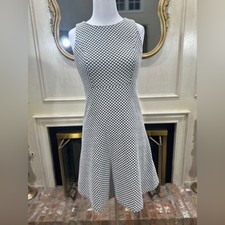 Ann Taylor LOFT Size 4 Sleeveless Knit Fit & Flare Dress Black White Chevron