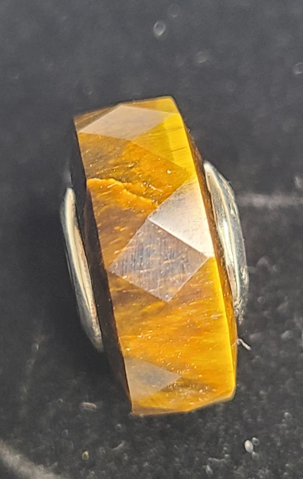 Contas OHM OROQ nº 1 julho 2022 - Olho de tigre VIVA FEROZMENTE 42 seminovas - Imagem 3 de 4