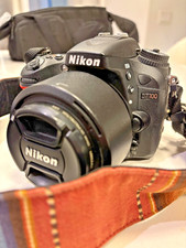 Nikon D7100 w/ 2 Lenses 18-140mm  50mm  2 Batteries