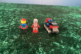 LEGO Space Saucer Centurion 6939 *100% Complete w Instructions & Mini Figs *1994