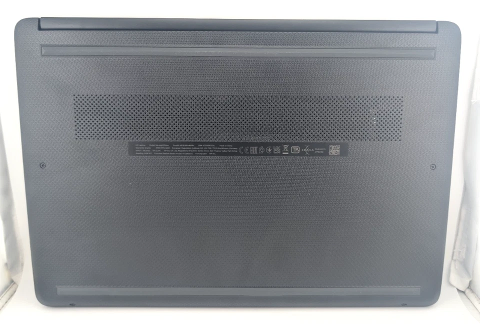 HP Laptop Stream 14s-DQ0034NA 14" Celeron 4GB RAM 128GB SSD Black - Image 4 of 4