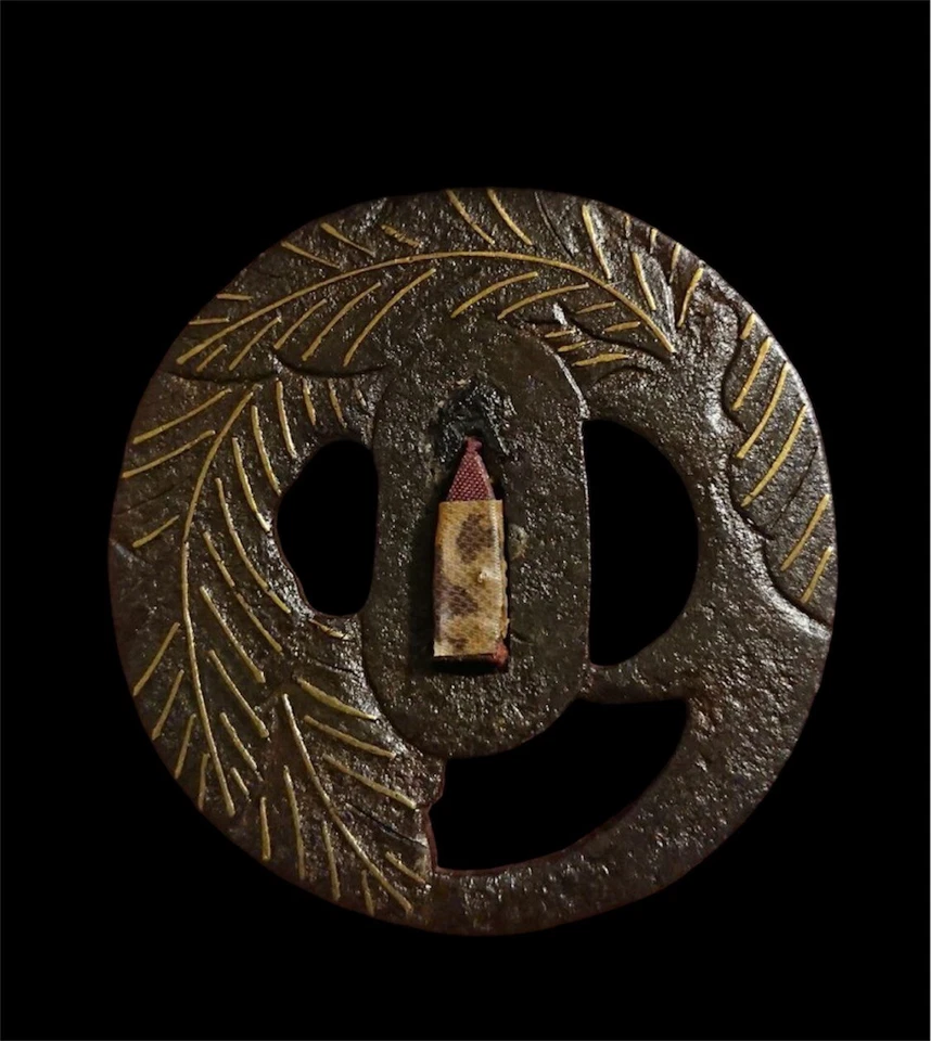 Espada Samurai Dragón Tsuba Antigua Japonesa de Hierro Era Edo con Caja de Madera Foto 2 de 4