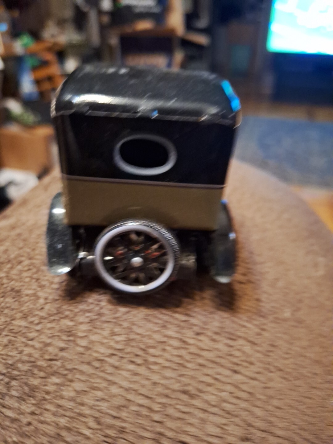 Picture 4 of 5