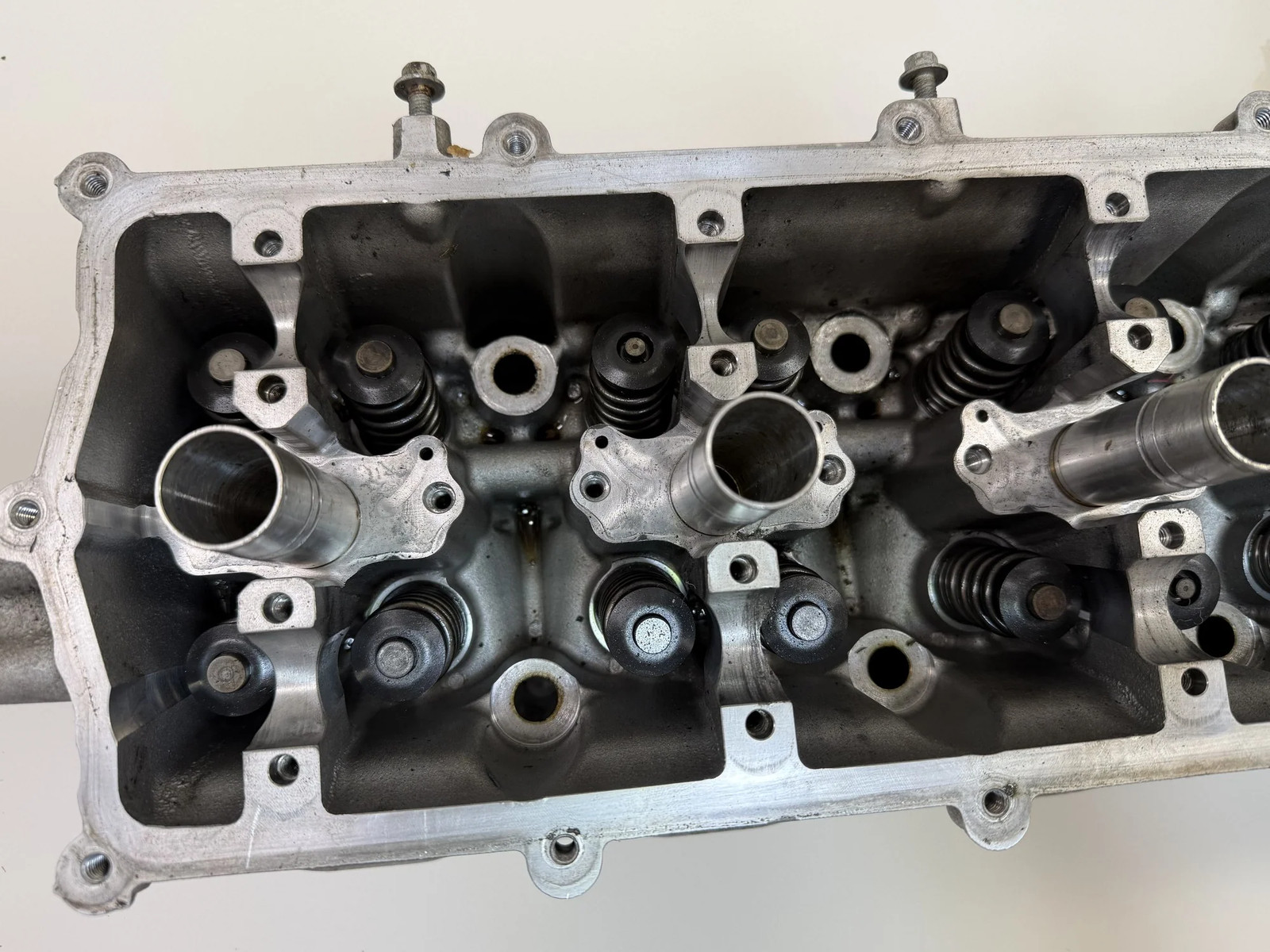 McLaren 570S 2016-2021 Left Cylinder head P/N 13F0552CP