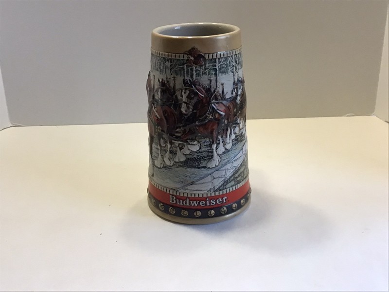 1988  Anheuser Busch  Budweiser Bud Holiday Christmas Beer Stein Clydesdales