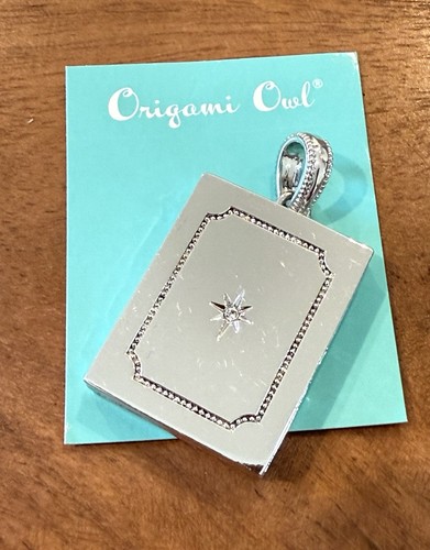 NEW Origami Owl Gratitude Locket Legacy Silver Swarovski Crystal LK2009 Book - Picture 1 of 6