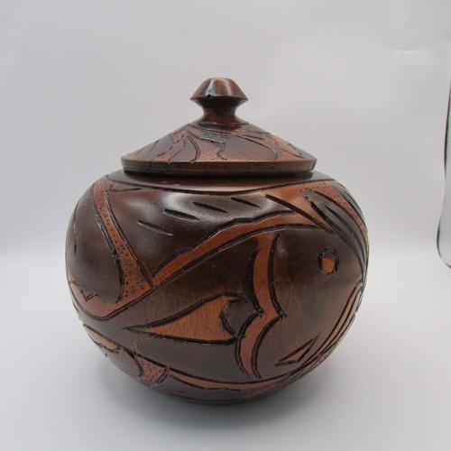 Vintage Handcrafted Wooden Jar, Garlic Canister, Fish Carved Motif With Lid - Picture 2 of 16