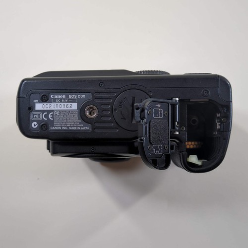 Canon EOS D30 3.2MP Digital SLR DSLR Camera With Lens - Picture 6 of 15