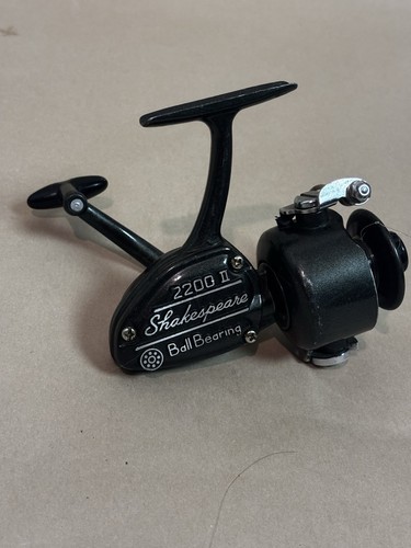 Shakespeare 2200 II Open Face Spinning Fishing Reel - VTG - Excellent Condition - Picture 2 of 7