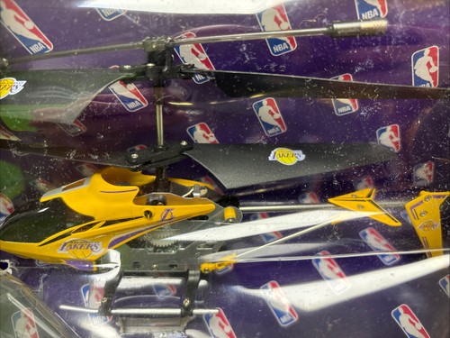 NBA LA LAKERS 3.5-Ch Metal Gyro IR HELICOPTER, World Tech Toys Kobe Magic - Picture 8 of 10