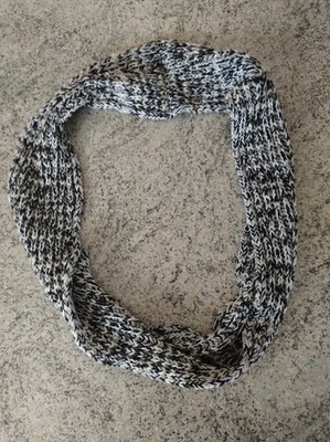 Schlauchschal Loop Kragen Handgestrickt Schwarz/Weiß 