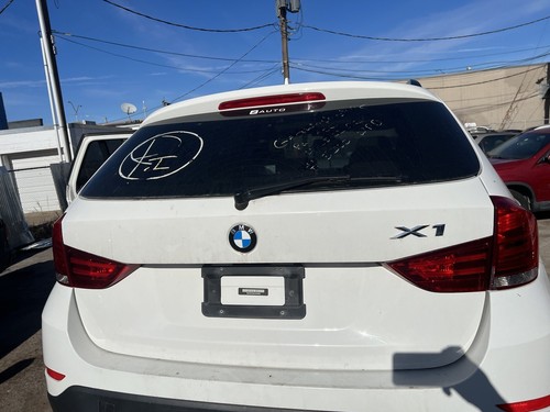 Hatch Trunk With Glass White OEM 2012 2013 2014 2015 BMW X1 - Picture 2 of 7