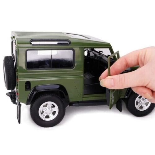 Land Rover Defender 1:14 Model Remote Control Toy in 2 Assorted Colours | Rc Car - Picture 3 of 7