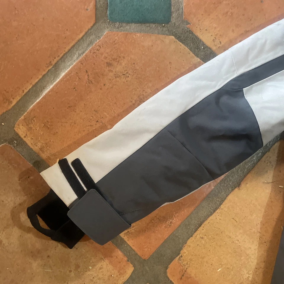 Chaqueta de esquí aislante de flota negra/gris Obermeyer para niños talla adolescente M/10-12 Foto 4 de 4