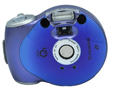 Fuji Film Nexia Q1 Auto Compact Digital Camera 22 mm New Battery Powers Up