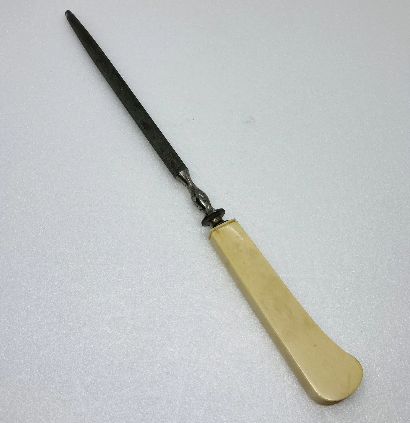 Vintage 1960s SHARPENING STEEL Knife Sharpener 13” Honing Rod Bakelite Handle 29