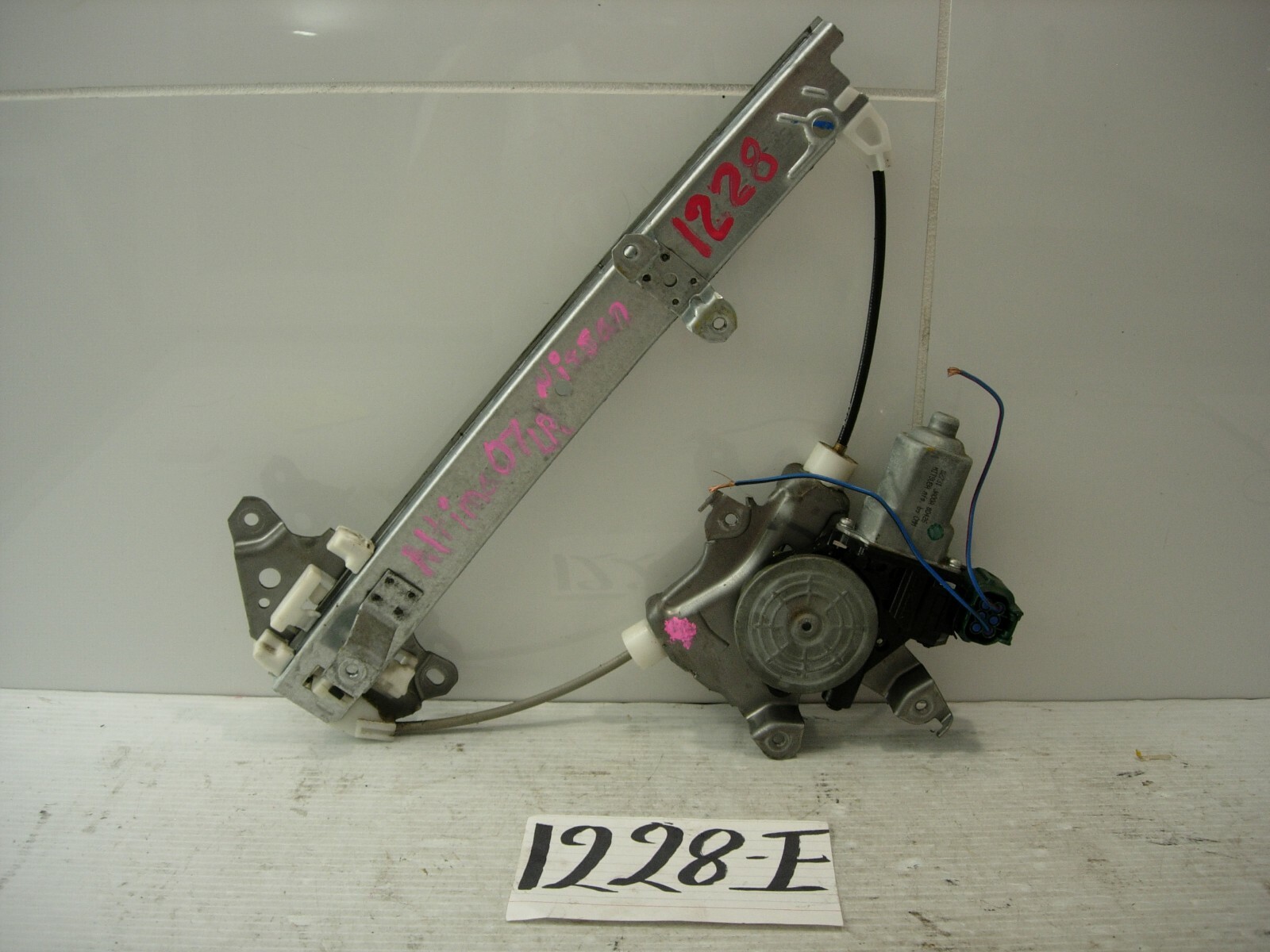 07 08 09 10 11 12 Altima REAR Driver Side Window Regulator W/ Motor #1228-E