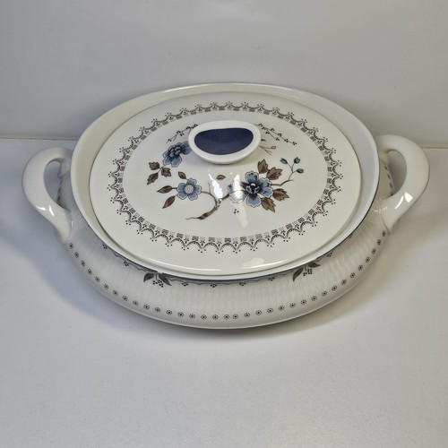 Vintage Royal Doulton Old Colony Oval Covered Vegetable Dish with Handles TC1005 - Picture 2 of 5