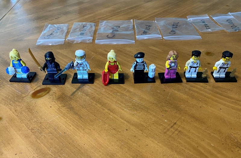 Lego - 8 Collector Mini-Figures From The 2010 Release Series