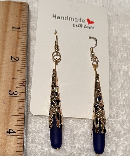 Goldplated FILIGREE Earrings w/Royal Blue Teardrop w/ Gold plated Earwires NEW - Picture 2 of 2