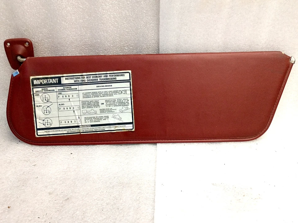 Par de parasoles de vinilo rojo 80-86 F150 F250 F350 Bronco OEM Foto 2 de 4