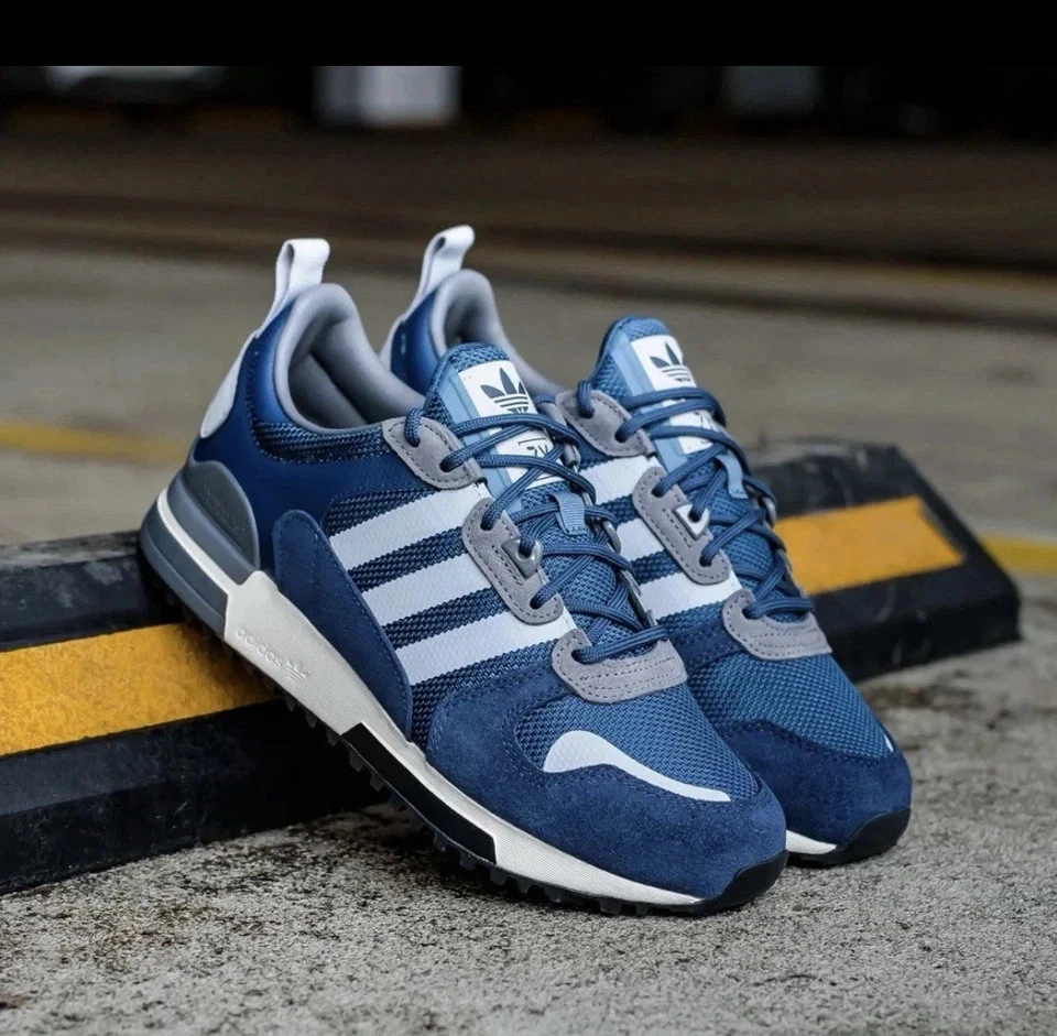 adidas gazelle silver green womens adidas ZX 22 BOOST Shoes Magic Beige GX7008