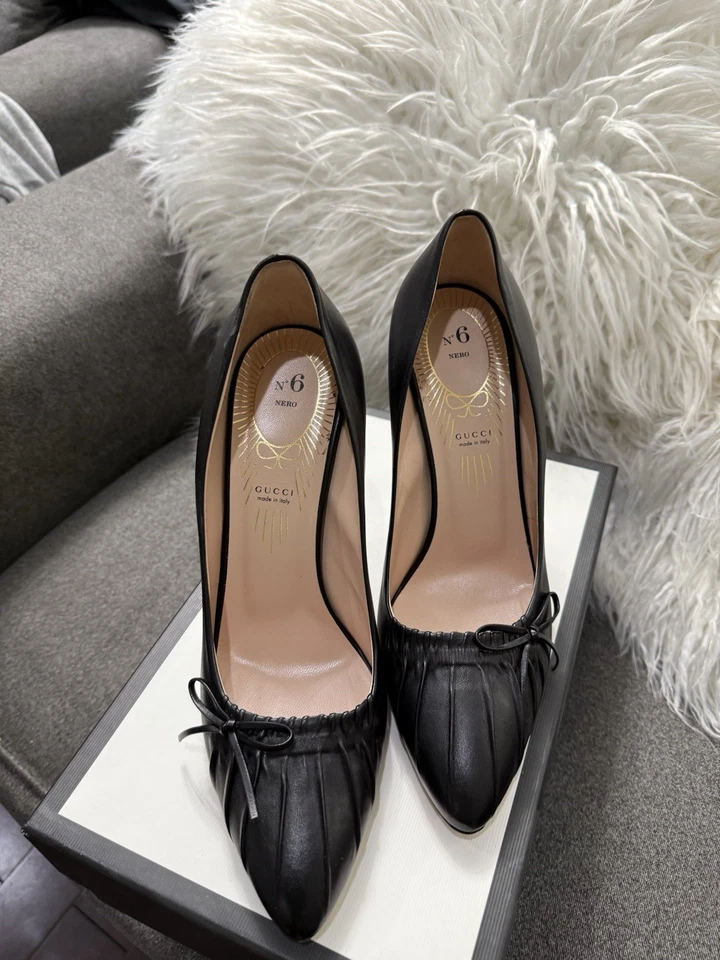 Gucci women’s black heels, size 10 - Image 2 of 4