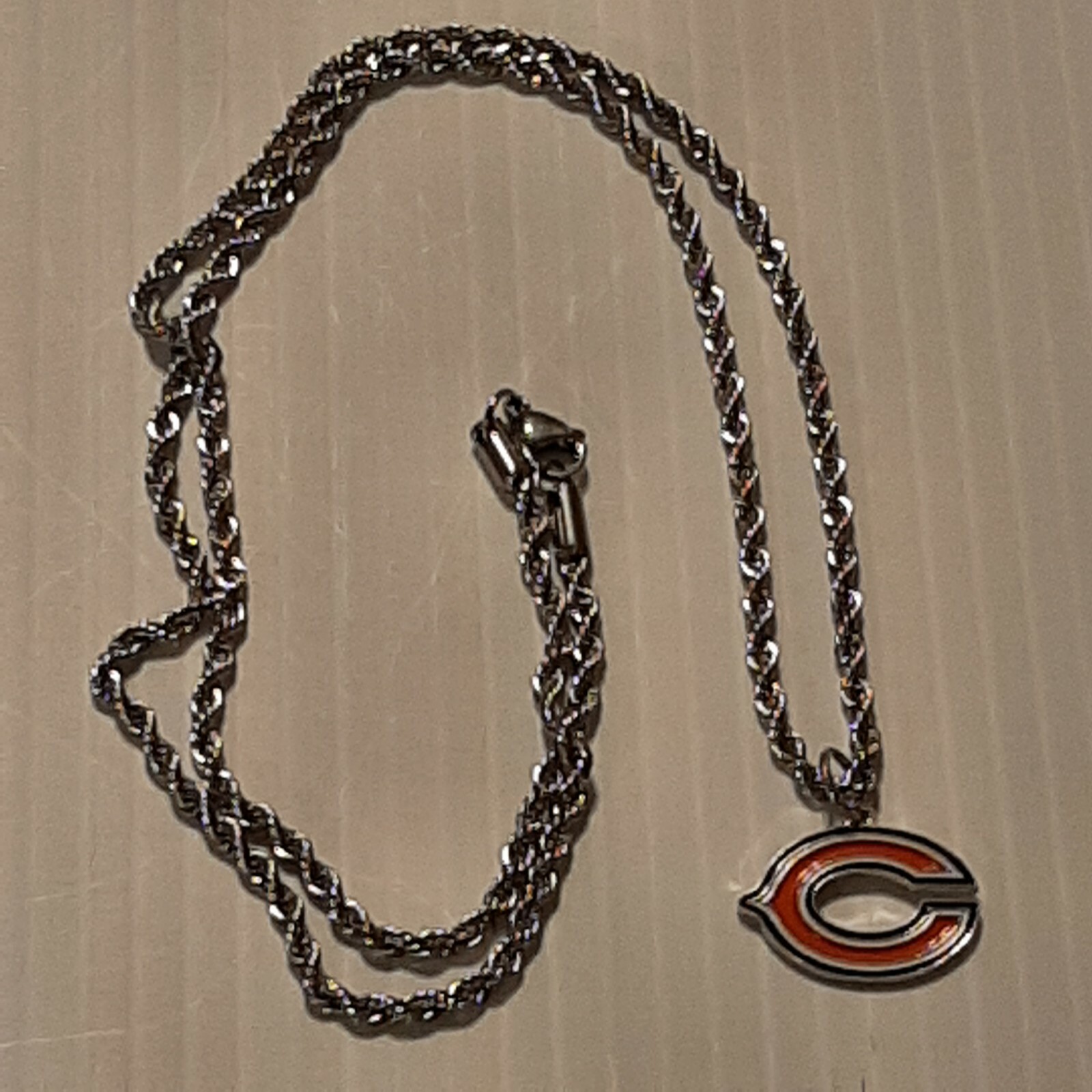 Picture 4 of 6