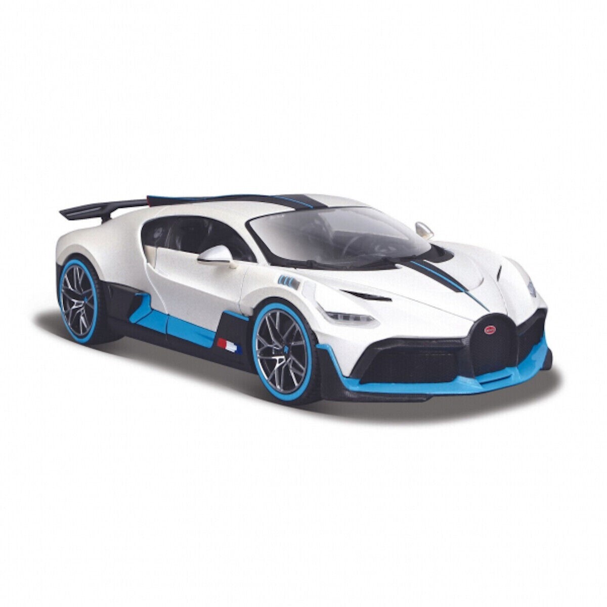 Maisto 1:24 Bugatti Divo White Diecast Model Car 31526 New in Box