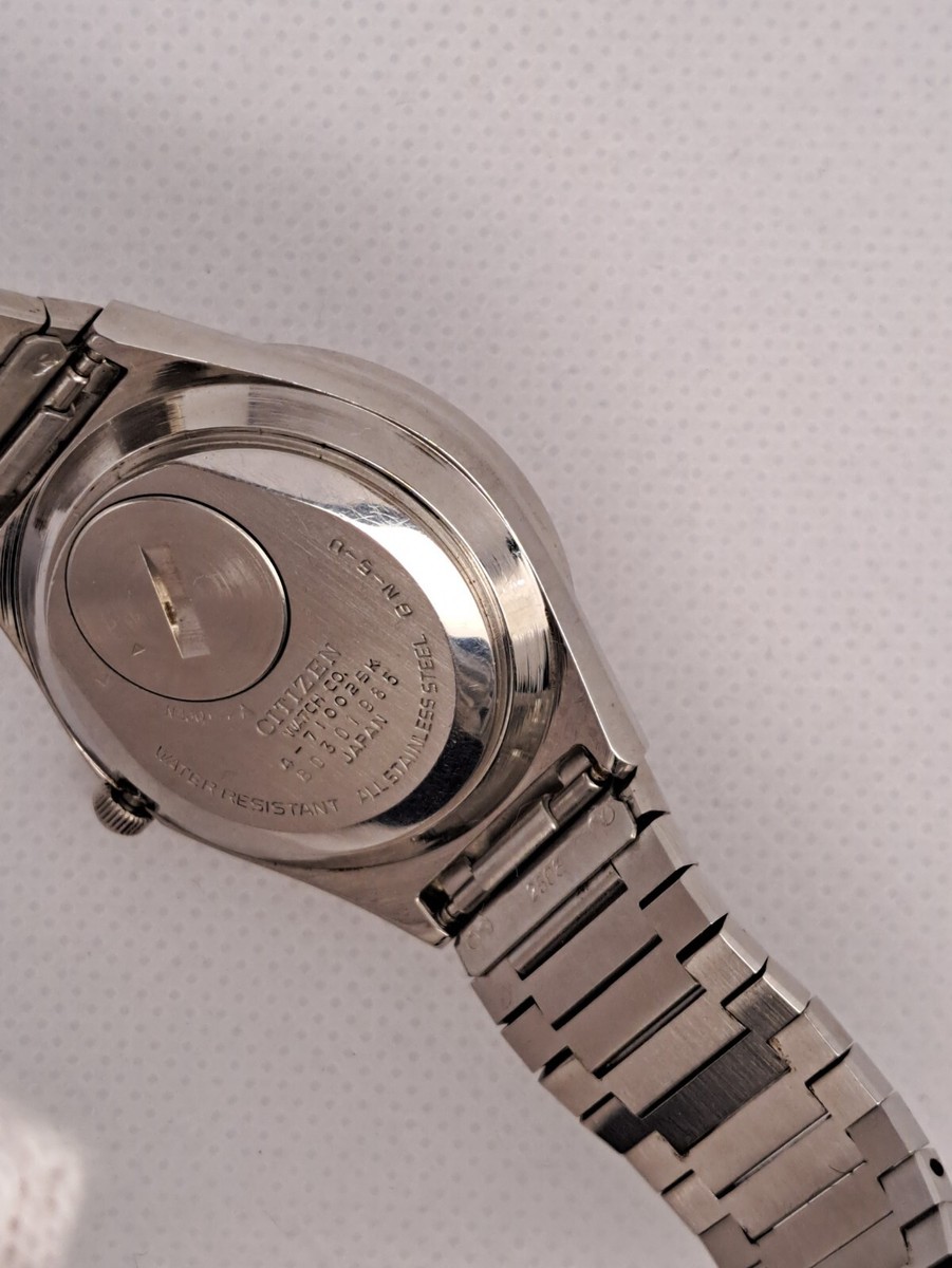 Vintage Citizen Crystron 4-710029k Quartz Japan Men's Watch Vintage Citizen Crystron 4-710029k Quartz Japan Men's Watch