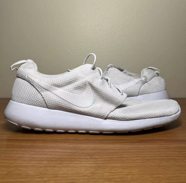 Chaussure nike homme roshe run sale