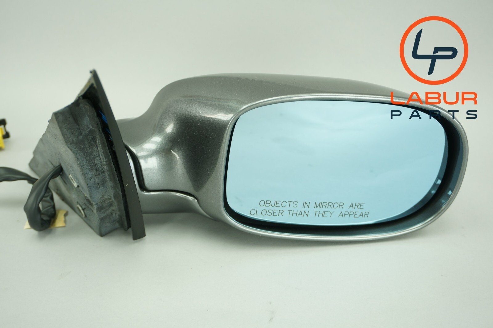 M139 05-08 Maserati Quattroporte Front Right Door Side Rear View Mirror Gray 941