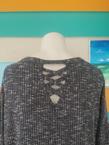 No Boundaries, Henley Tie Front Gray Shirt Blouse cardigan sweater - Picture 6 of 12