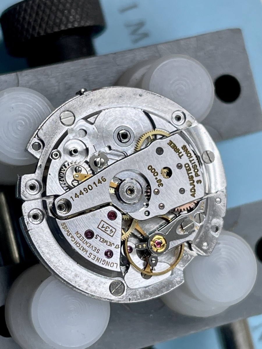 LONGINES 盤面のみ sddefault.jpg