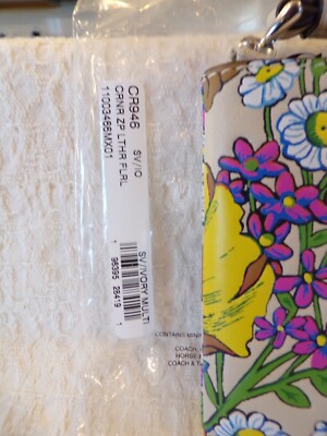 良品】新品SSD256GB 富士通Floral Kiss Corei5 Amazon.co.jp: 富士通