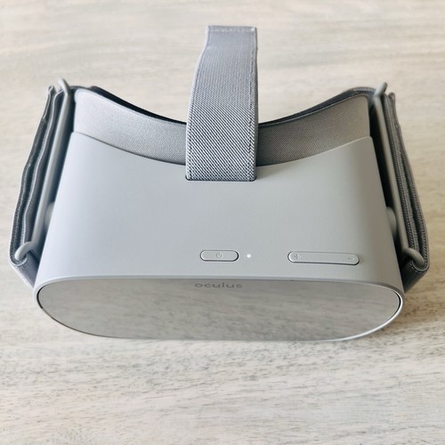 Oculus Go All-in-One Standalone VR Virtual Reality Headset 32GB NEW IN BOX - Afbeelding 14 van 16