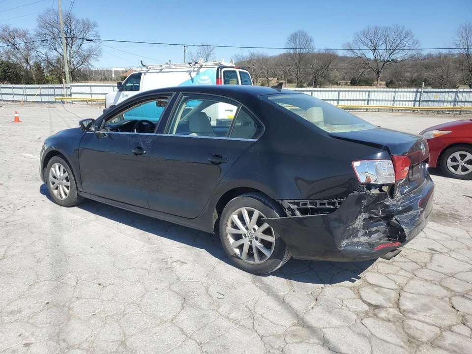 Used Hood fits: 2014 Volkswagen Jetta Sdn Grade A Foto 3 de 4