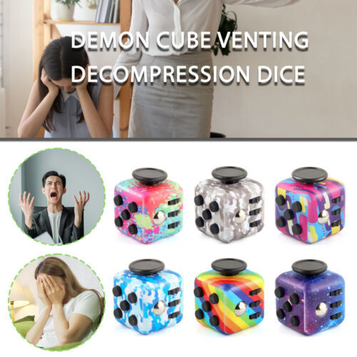 Jeux De Cubes Vintage Oum Le Dauphin - Année 1971, En Plastique, Parfait Pour Les Collectionneurs