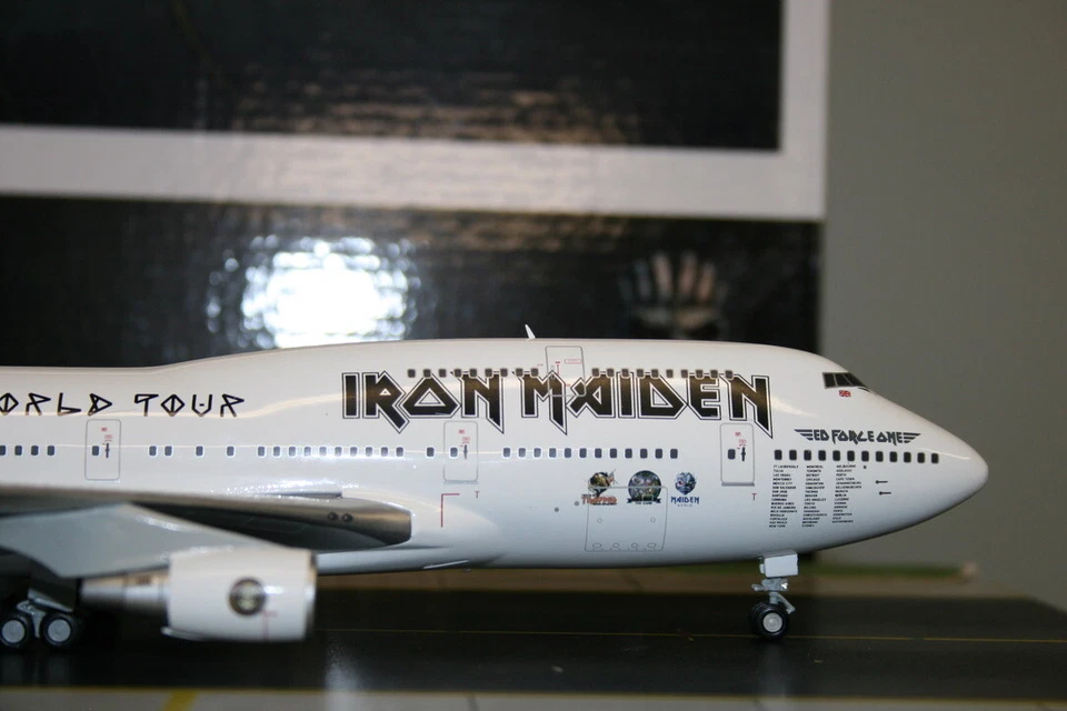 Herpa Wings 1:200 Iron Maiden Boeing 747-400 TF-AAK (571609) "Ed Force One" - Image 2 of 4