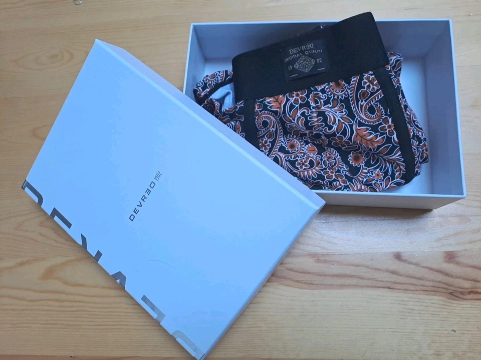 BOXER HOMME DEVRED NEUF - TAILLE L - FLEURS ET FORMES - ETUI INCLUS - Photo 1/1