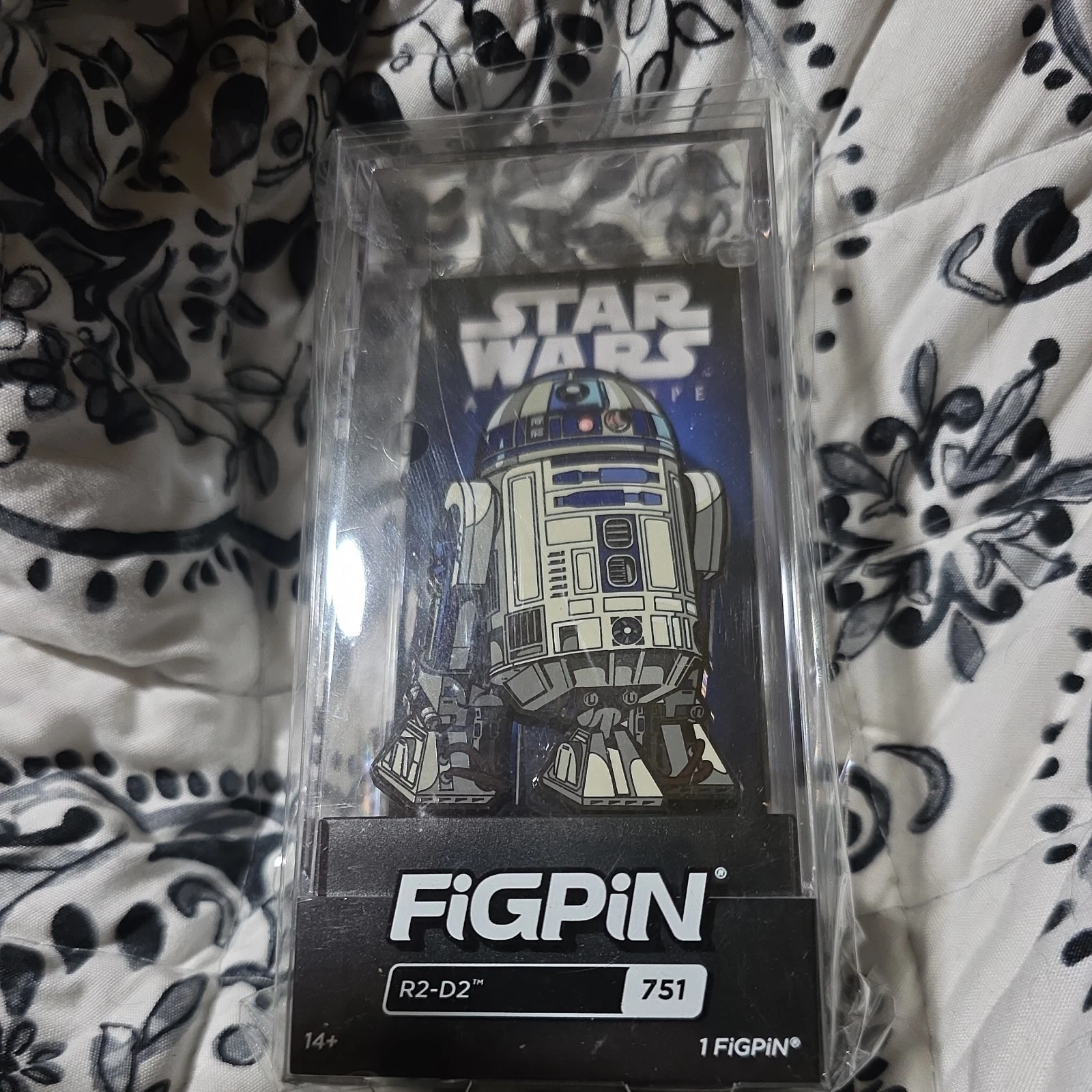 FiGPiN Star Wars A New Hope R2D2 751