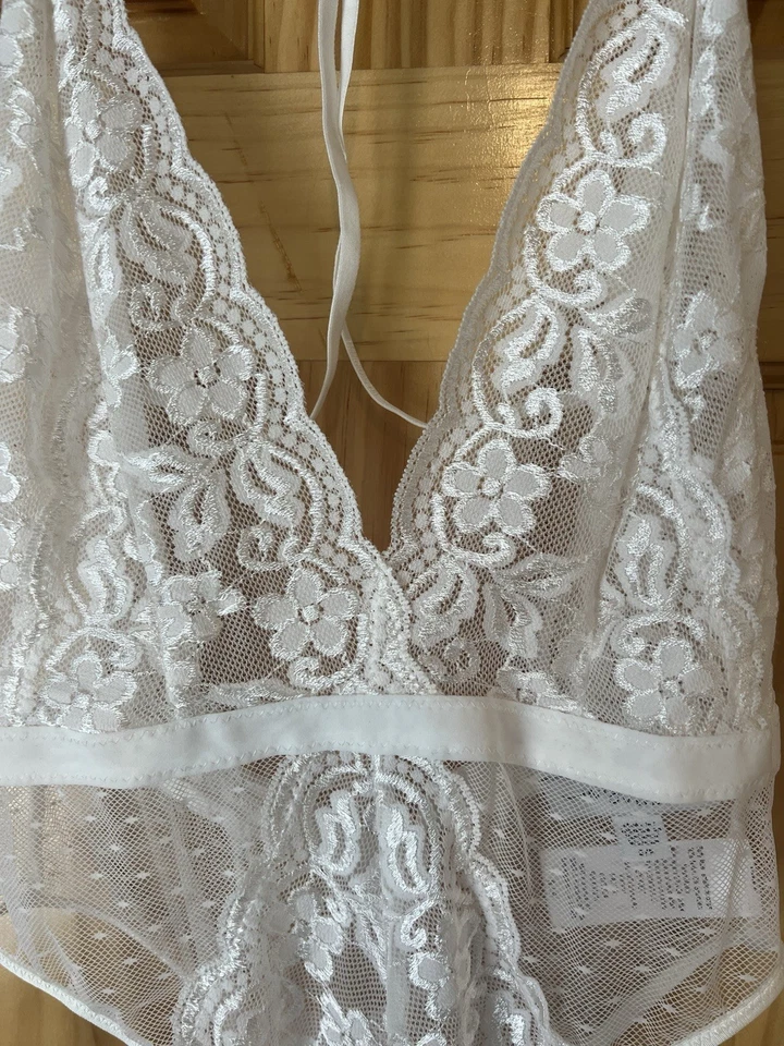 Tanga de peluche IN BLOOM BY JONQUIL cuello profundo encaje en blanco - NUEVO SIN ETIQUETAS - talla pequeña Foto 3 de 4