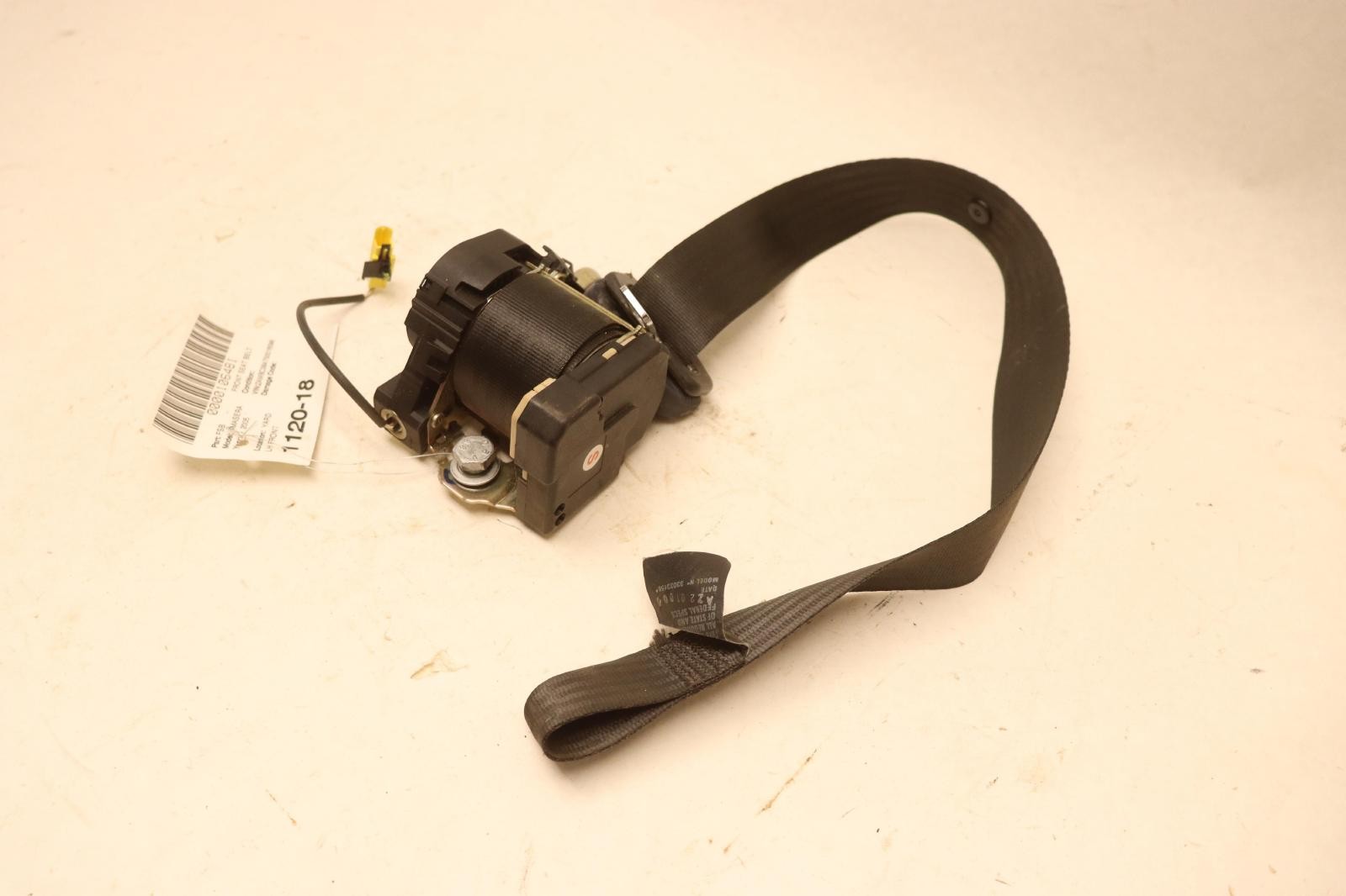 2002-2006 MASERATI COUPE FRONT LEFT DRIVER SIDE SEAT BELT OEM