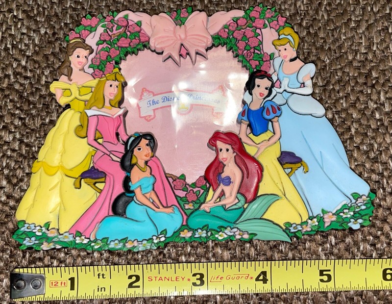 6 DISNEY PRINCESS HEART 3D MAGNETIC FRIDGE PICTURE PHOTO RUBBER FRAME