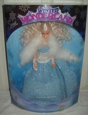 #10961 NRFB Vintage Toys R Us Totsy Winter Wonderland Sandi Fashion Doll