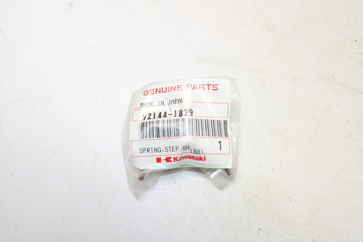 Kawasaki NOS Spring, Step P#92144-1829 | eBay