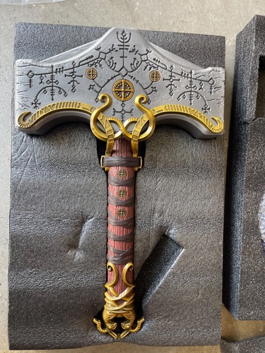 8LB metal Thor's Hammer game GOD OF WAR Ragnarok w/ PVC Base - Picture 4 of 17