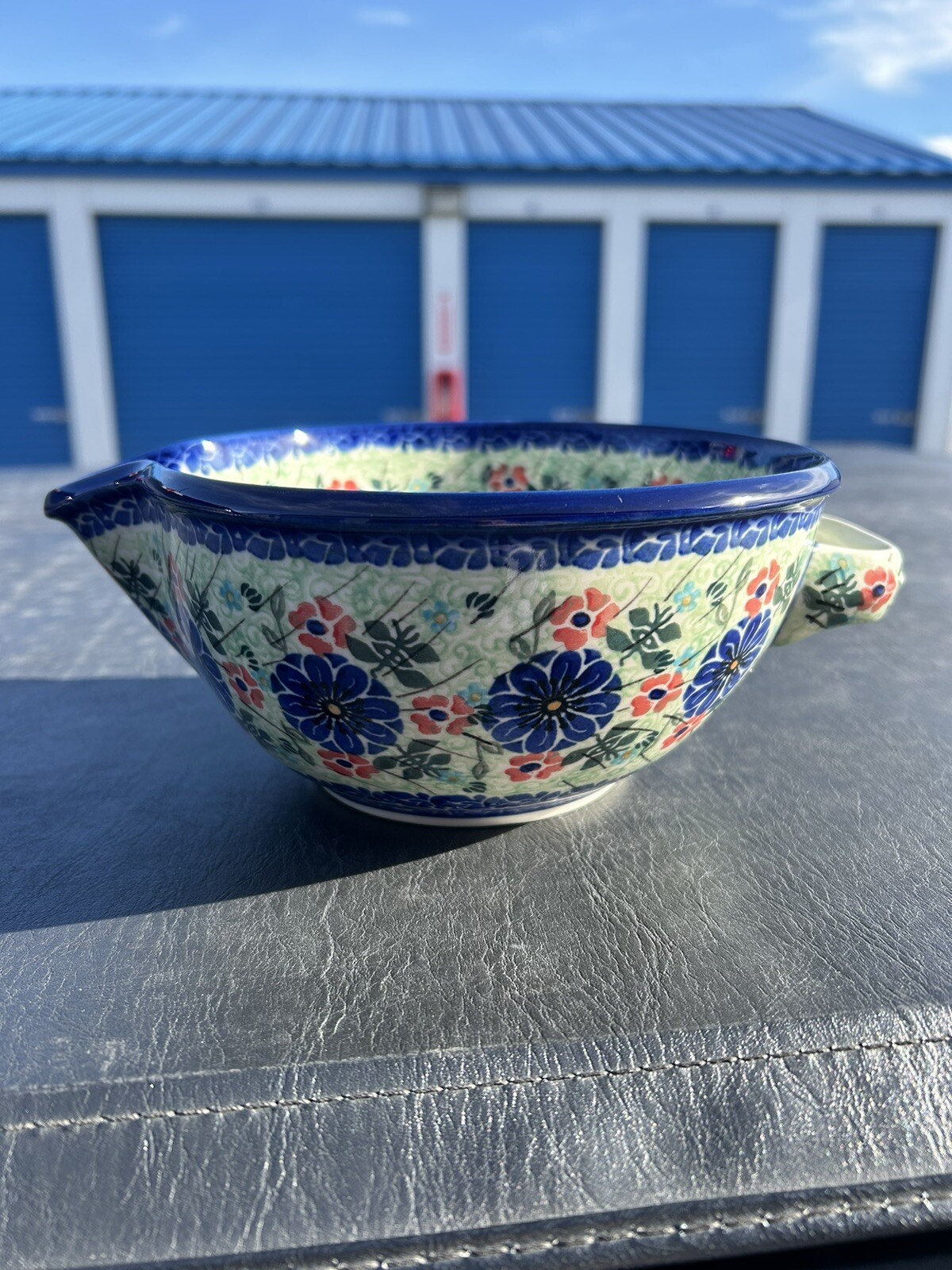 Unikat Polish Handmade Floral Handled Batter Mixing Bowl with Spout