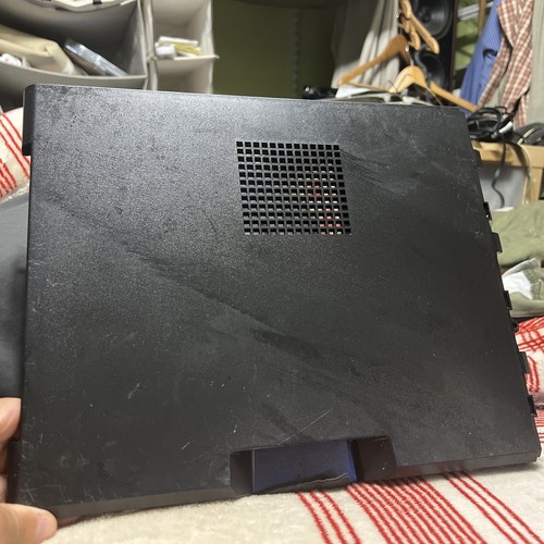 Dell E525W Side Penal Vent - Picture 2 of 4